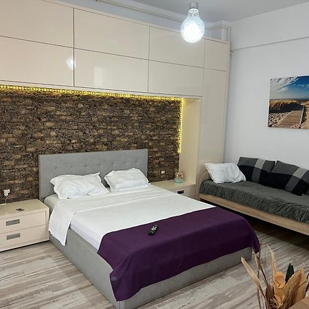 Premium Lake Side Studio Mamaia Exterior foto