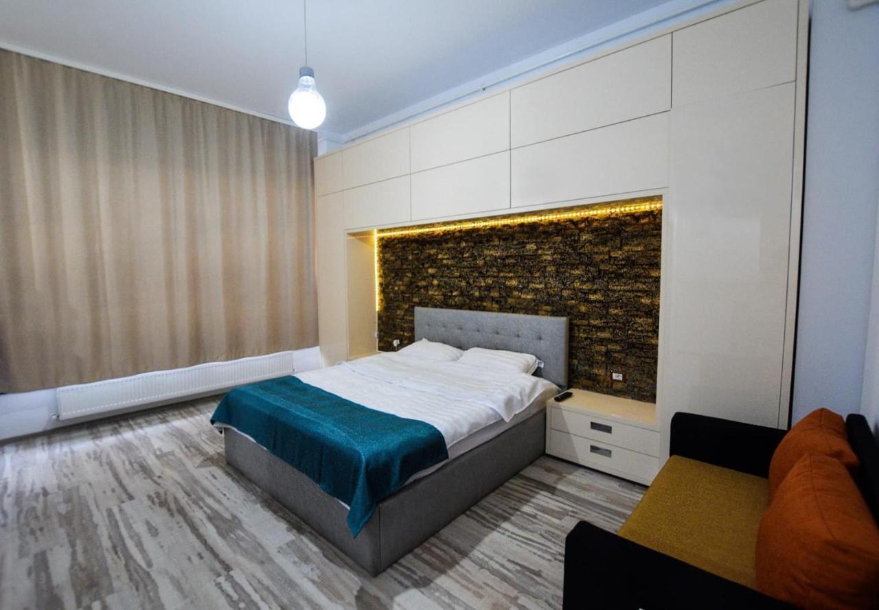 Premium Lake Side Studio Mamaia Exterior foto