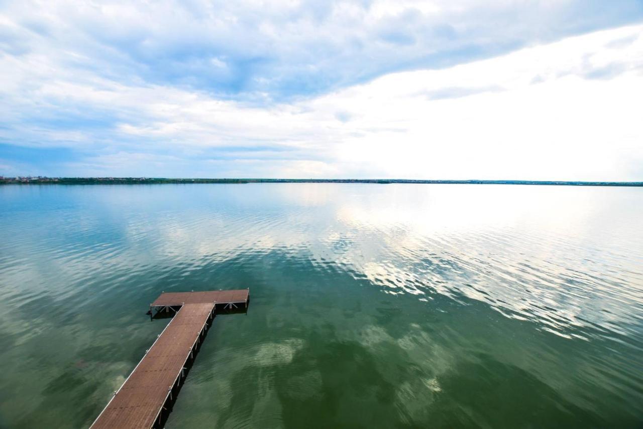Premium Lake Side Studio Mamaia Exterior foto